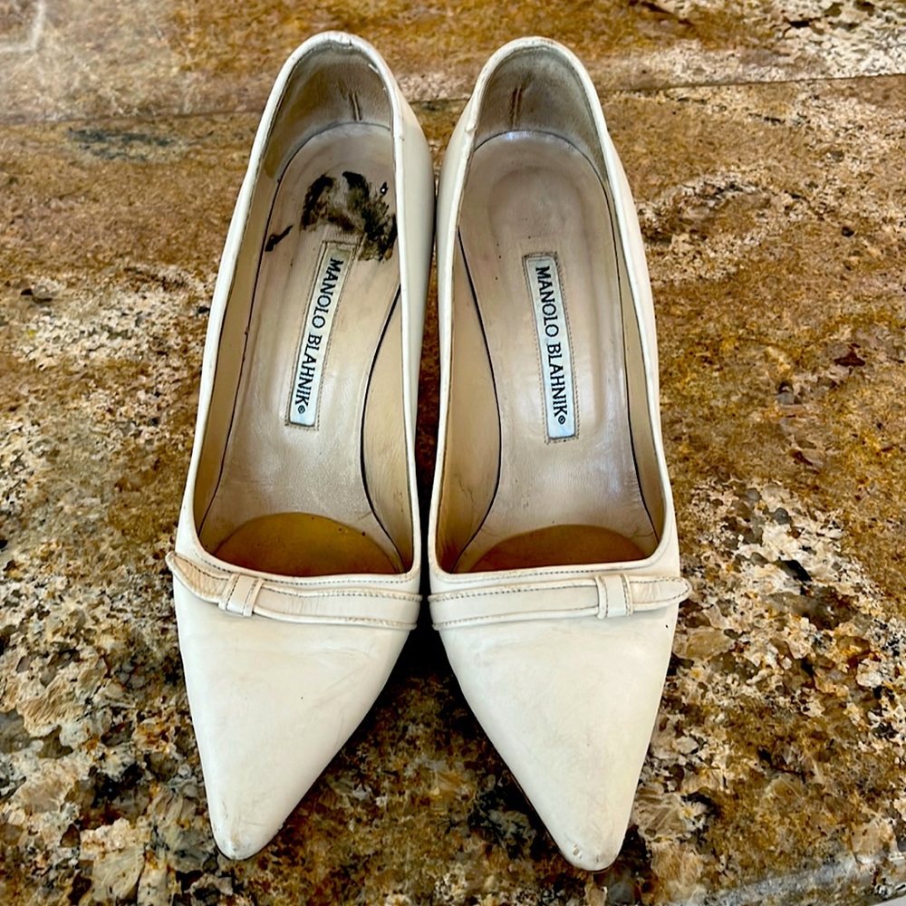 Manolo Blahnik cream heels